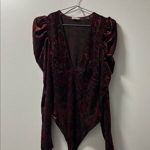 Elegant Velvet Bodysuit - Deep Red